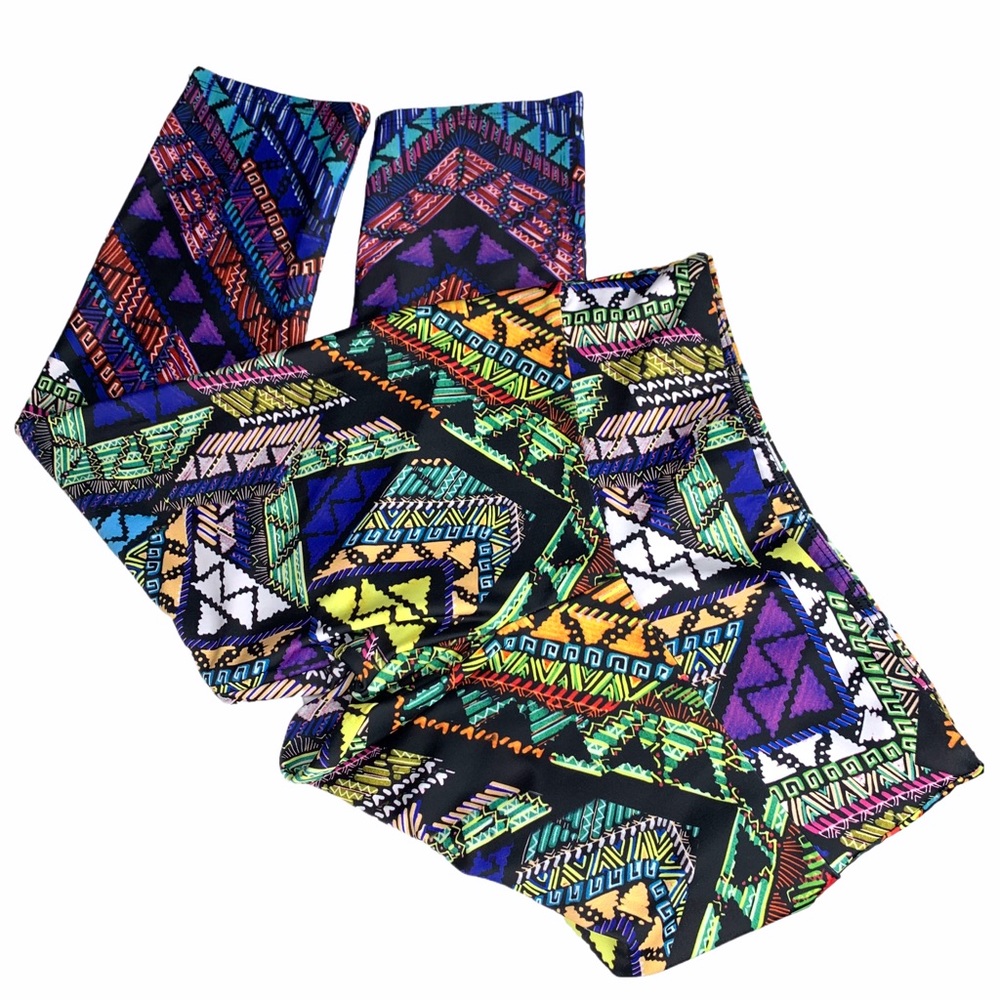 Onzie Rio Capri Leggings Rainbow Boho Tribal Aztec Geometric Dopamine Dressing